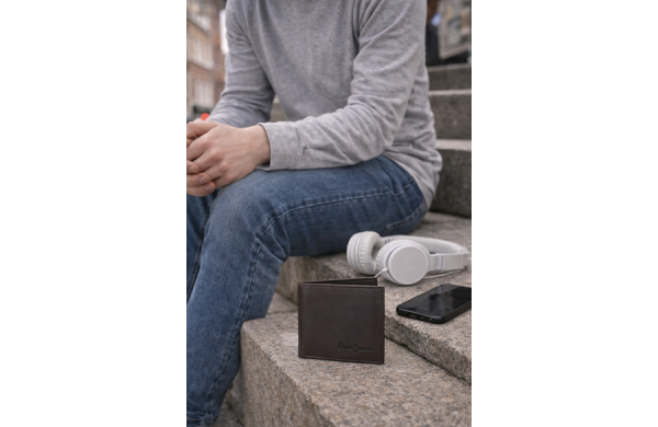 Pepe Jeans LUTON kožni novčanik – kvalitetna prirodna koža i diskretni Pepe Jeans logo