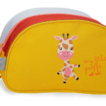 Dečiji neseser Roll Road Happy Pets sa razigranim životinjskim motivom, kompaktan i praktičan za putovanja i svakodnevnu upotrebu.