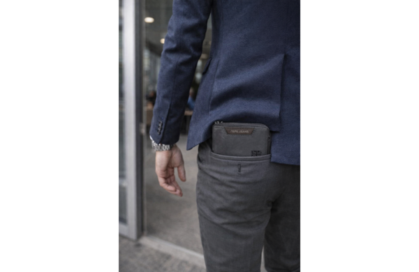 PEPE JEANS INDIANA muški novčanik od prirodne kože sa RFID zaštitom