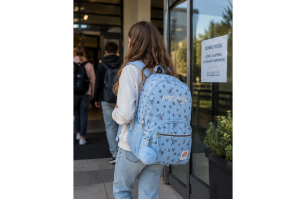 PEPE JEANS OLIVIA svetloplavi školski ranac 44 cm sa dva odeljka i floralnim dezenom