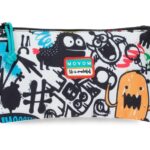 MOVOM MONSTERS prazna pernica sa 3 pregrade 22 × 12 × 5 cm sa graffiti motivima i tri odvojena odeljka