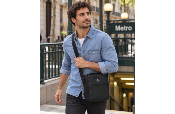 PEPE JEANS DUDLEY muška torba na rame, 17 × 22 × 8 cm.