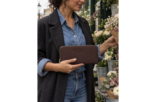 Pepe Jeans EASE ženski novčanik 19,5 × 10 × 2 cm.